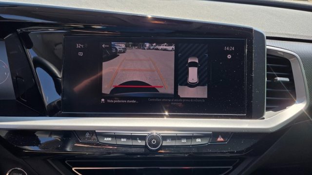 OPEL Grandland usata, con Autoradio digitale