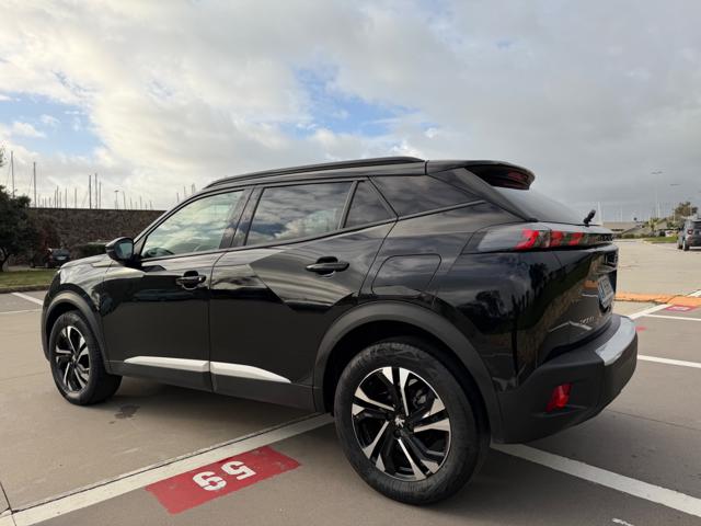 PEUGEOT 2008 usata, con Airbag testa