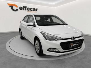 HYUNDAI i20 usata, con Airbag laterali