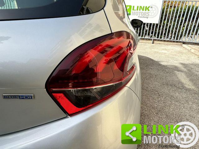 PEUGEOT 208 usata, con Bluetooth