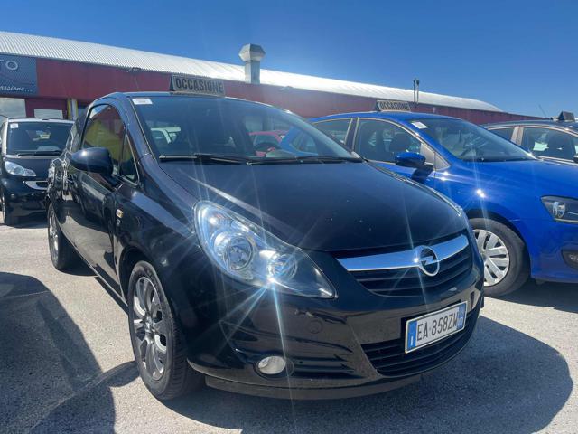 OPEL Corsa usata, con Airbag