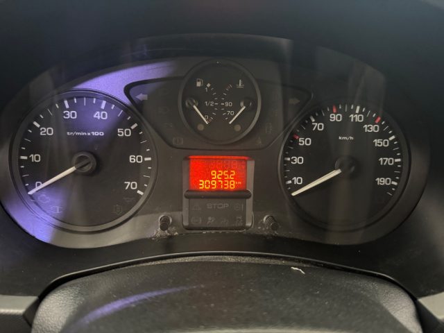 PEUGEOT Partner usata 8