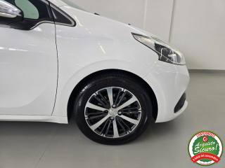 PEUGEOT 208 usata 28