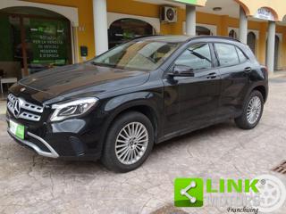 MERCEDES-BENZ GLA 200 D.136 CV PREMIUM