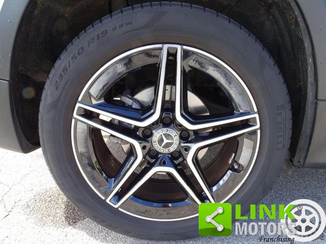 MERCEDES-BENZ GLB 180 usata, con Sensori di parcheggio posteriori