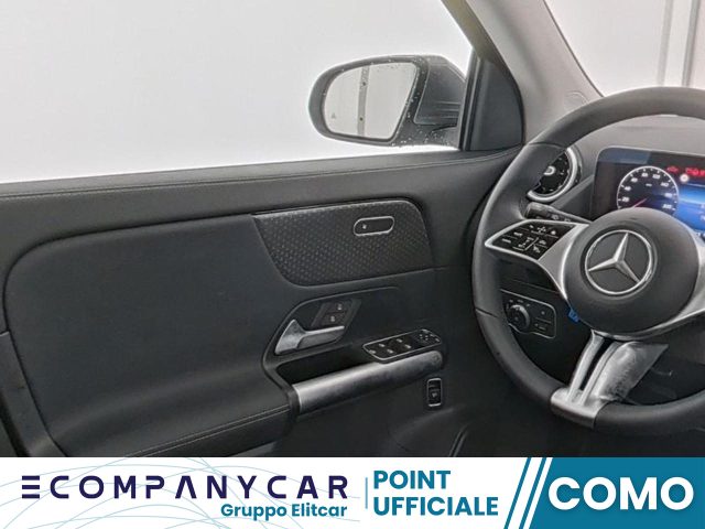 MERCEDES-BENZ GLA 180 usata, con Chiusura centralizzata