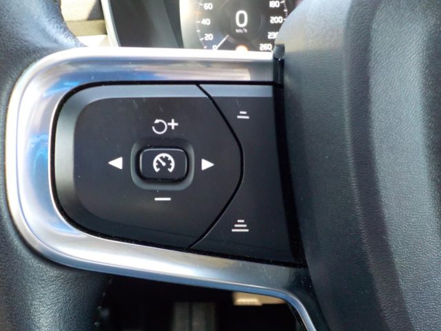 VOLVO XC40 usata, con Bracciolo