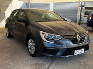 RENAULT Megane usata, con Alzacristalli elettrici