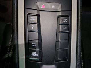 PORSCHE 911 usata, con Fari LED