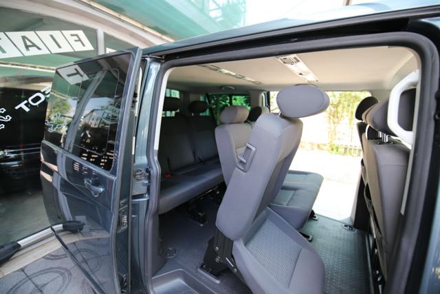 VOLKSWAGEN Caravelle usata 17