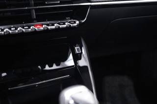 PEUGEOT 2008 usata, con Luci diurne LED