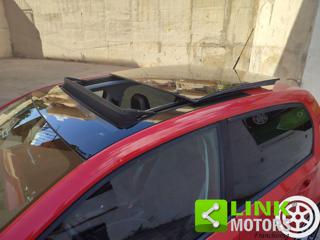VOLKSWAGEN up! usata, con ESP