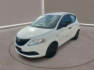 LANCIA Ypsilon usata, con ESP