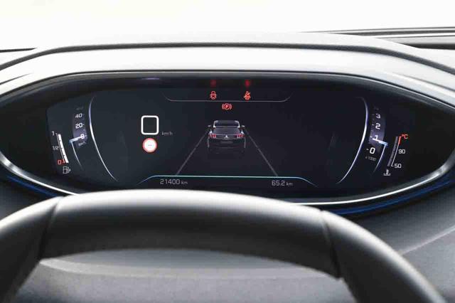 PEUGEOT 3008 usata, con Park Distance Control