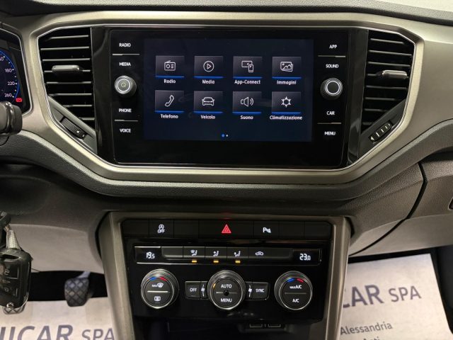 VOLKSWAGEN T-Roc usata, con USB