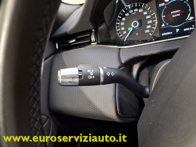 LAND ROVER Range Rover Evoque usata, con Sedile posteriore sdoppiato