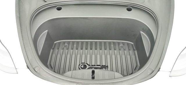 TESLA Model 3 usata 64