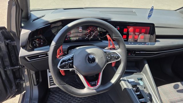 VOLKSWAGEN Golf usata, con Fari LED
