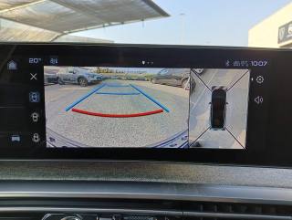 PEUGEOT 5008 usata, con Sedile posteriore sdoppiato