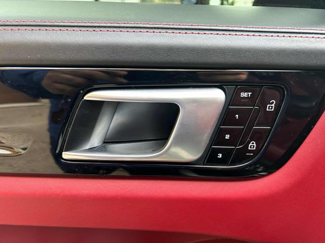 PORSCHE Cayenne usata, con Climatizzatore