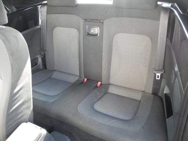 VOLKSWAGEN New Beetle usata, con Park Distance Control