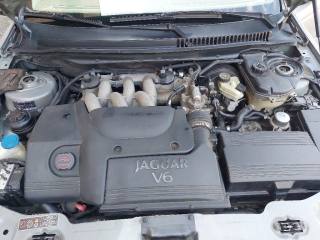 JAGUAR X-Type usata, con Autoradio