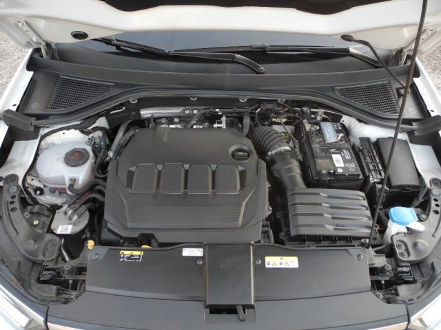 VOLKSWAGEN T-Roc usata, con Park Distance Control