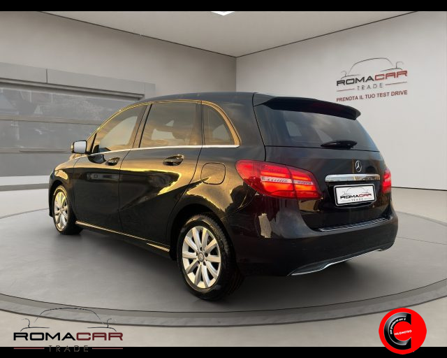 MERCEDES-BENZ B 180 usata, con Cruise Control