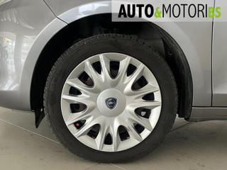 LANCIA Ypsilon usata, con Fendinebbia