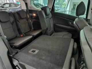 RENAULT Grand Scenic usata, con Frenata d