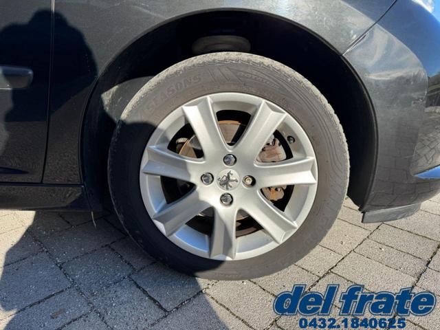 PEUGEOT 207 usata, con MP3