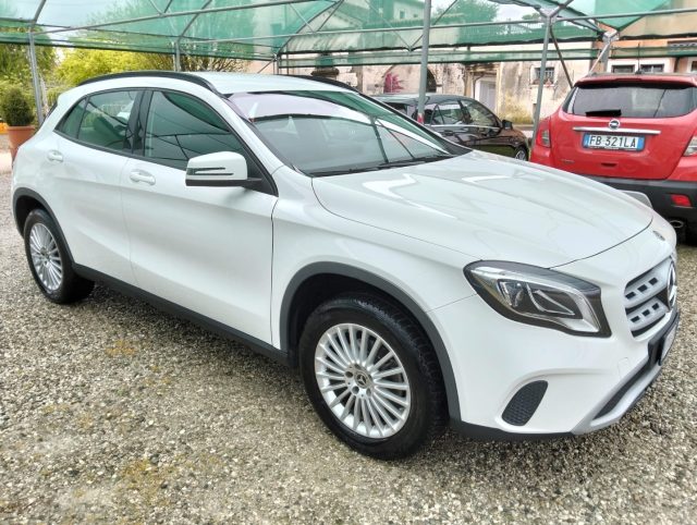 MERCEDES-BENZ GLA 180 usata, con Airbag Passeggero