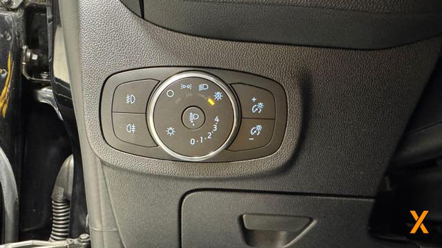 FORD Fiesta usata, con Park Distance Control