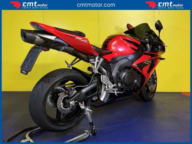 HONDA CBR 1000 RR usata 3