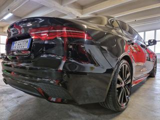 JAGUAR XE usata, con Airbag laterali