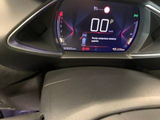 DS AUTOMOBILES DS 3 Crossback usata, con Bracciolo