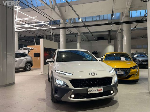 HYUNDAI Kona usata, con Airbag