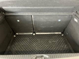 RENAULT Clio usata, con Hill holder