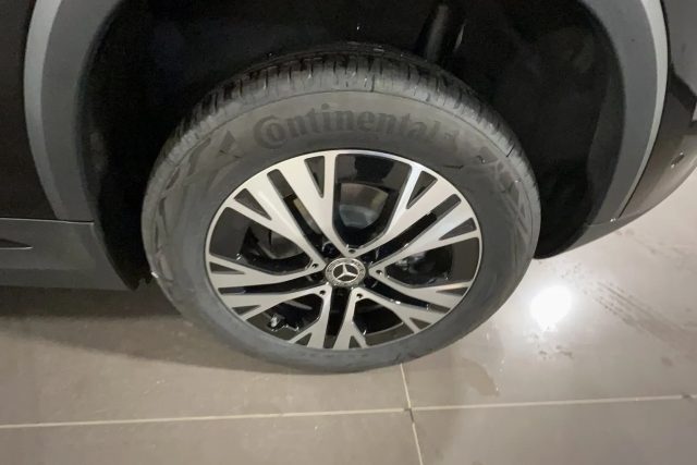 MERCEDES-BENZ GLA 200 usata 22