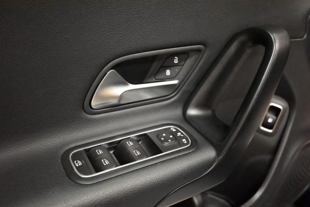 MERCEDES-BENZ CLA 250 usata 45