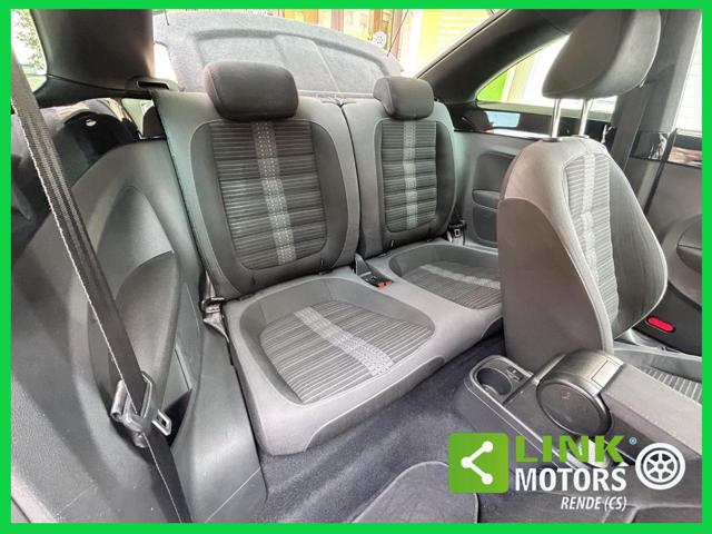 VOLKSWAGEN Maggiolino usata, con Pneumatici estivi