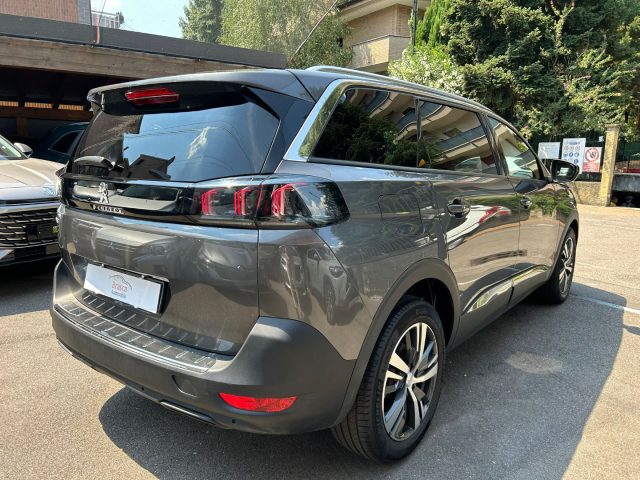 PEUGEOT 5008 usata, con Airbag Passeggero