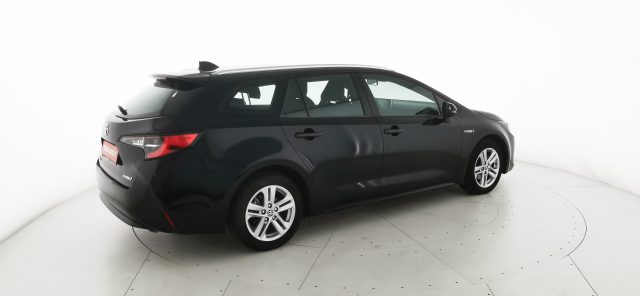 TOYOTA Corolla usata, con USB