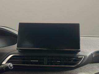 PEUGEOT 3008 usata, con Volante in pelle