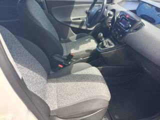 LANCIA Ypsilon usata, con Servosterzo