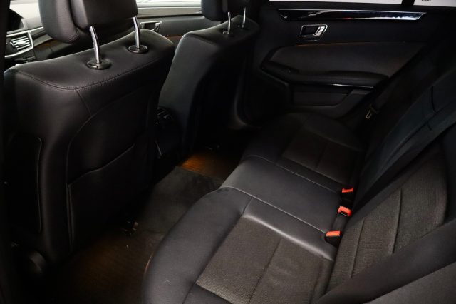 MERCEDES-BENZ E 200 usata, con Boardcomputer