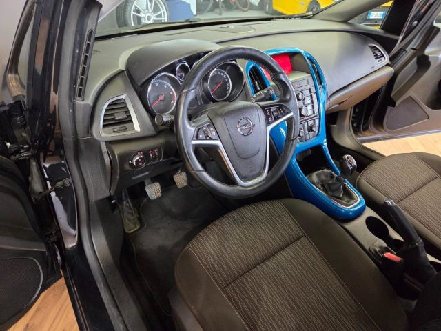 OPEL Astra usata, con Servosterzo