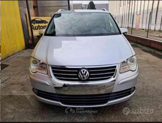 VOLKSWAGEN Touran usata, con Airbag laterali