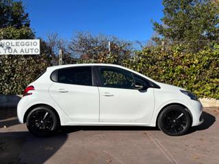 PEUGEOT 208 usata, con Alzacristalli elettrici