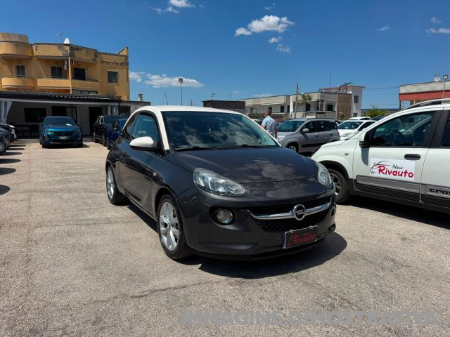 OPEL Adam usata, con Airbag